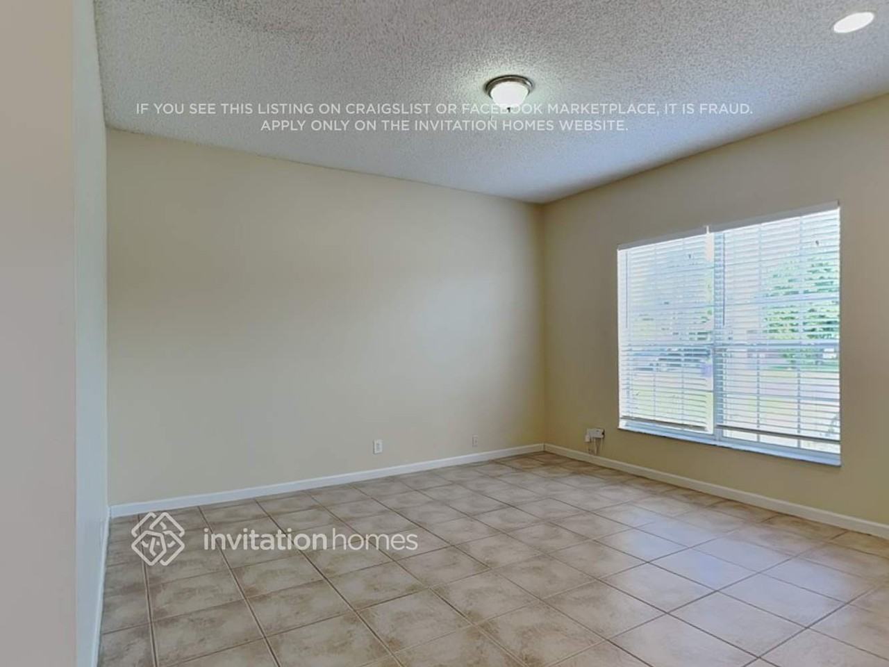 6291 Adams St - Photo 4 of 18
