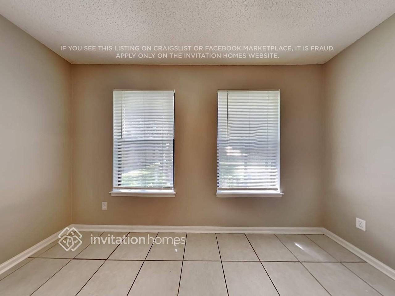 158 Annandale Dr E - Photo 5 of 17