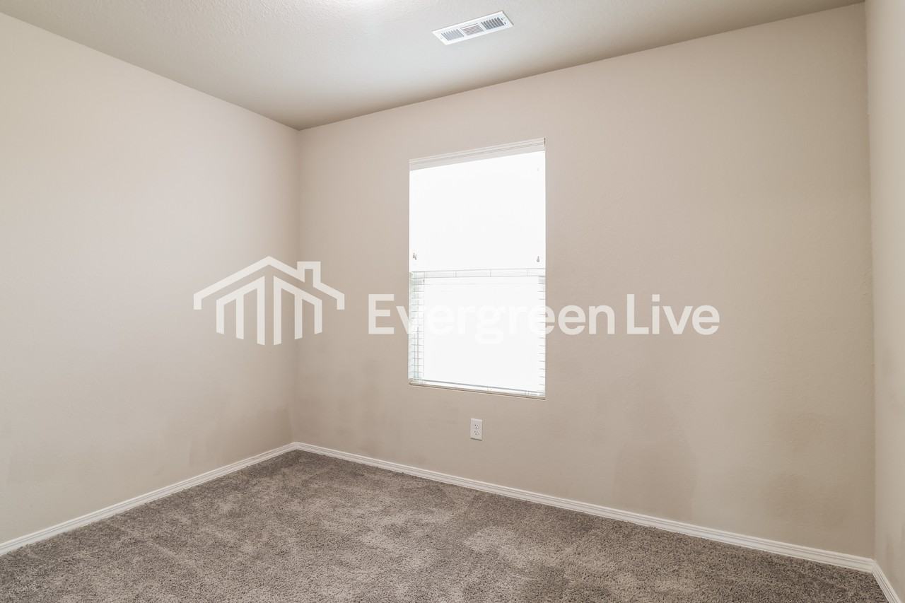 3032 Trelon Cv - Photo 4 of 16