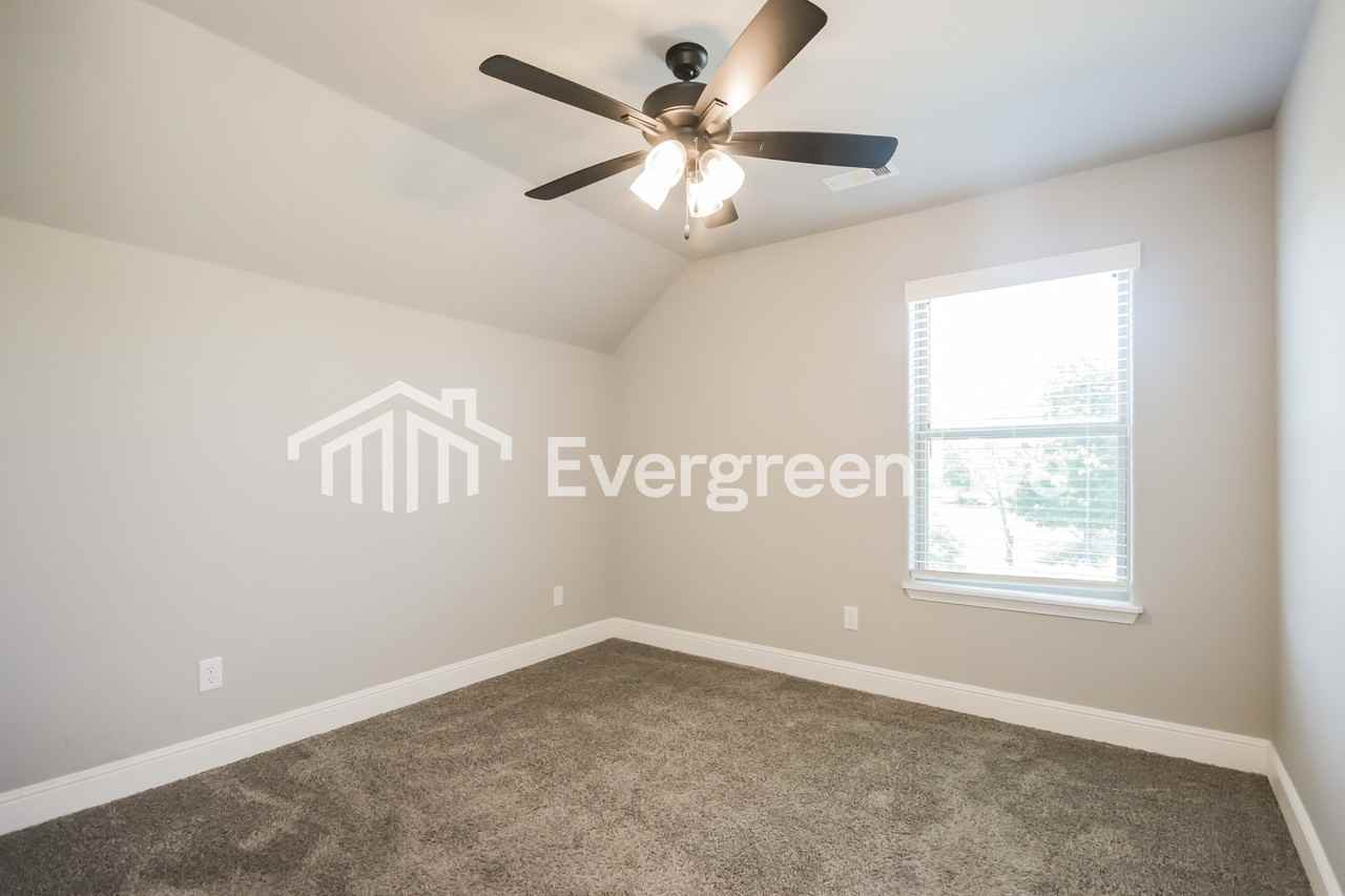 2111 Tallgrass Ter - Photo 3 of 15