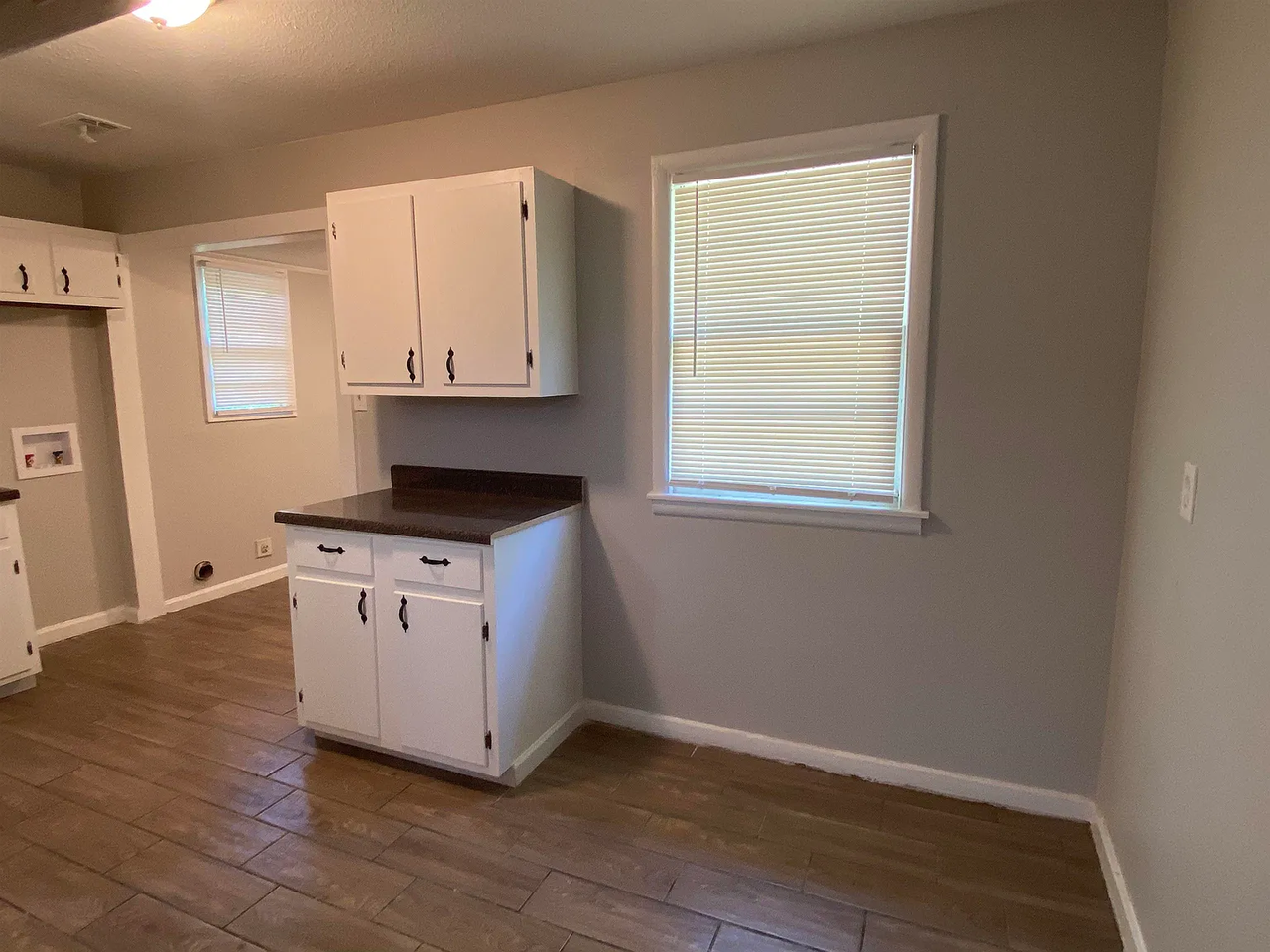 3513 Ashford Rd - Photo 5 of 9