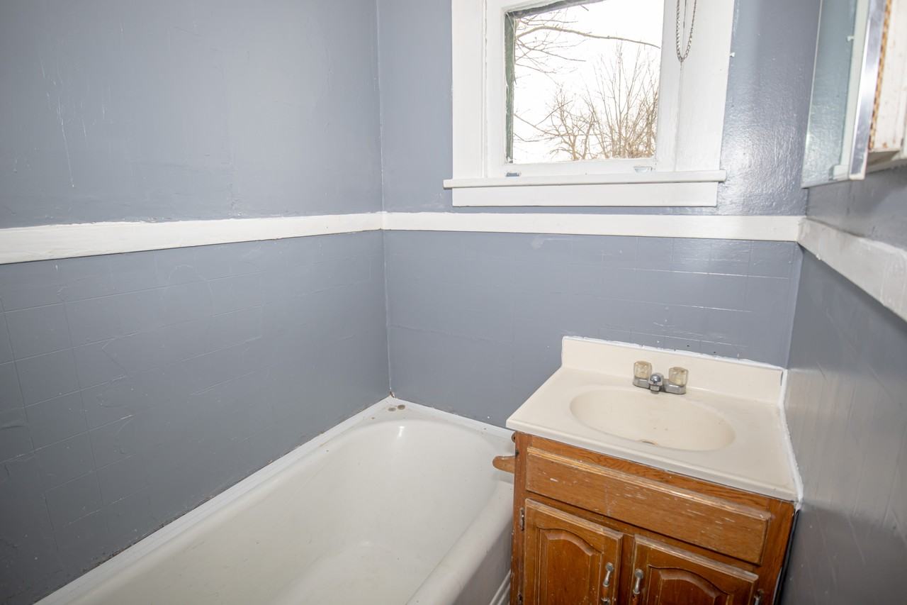 1001 E 74th St - Photo 3 of 14