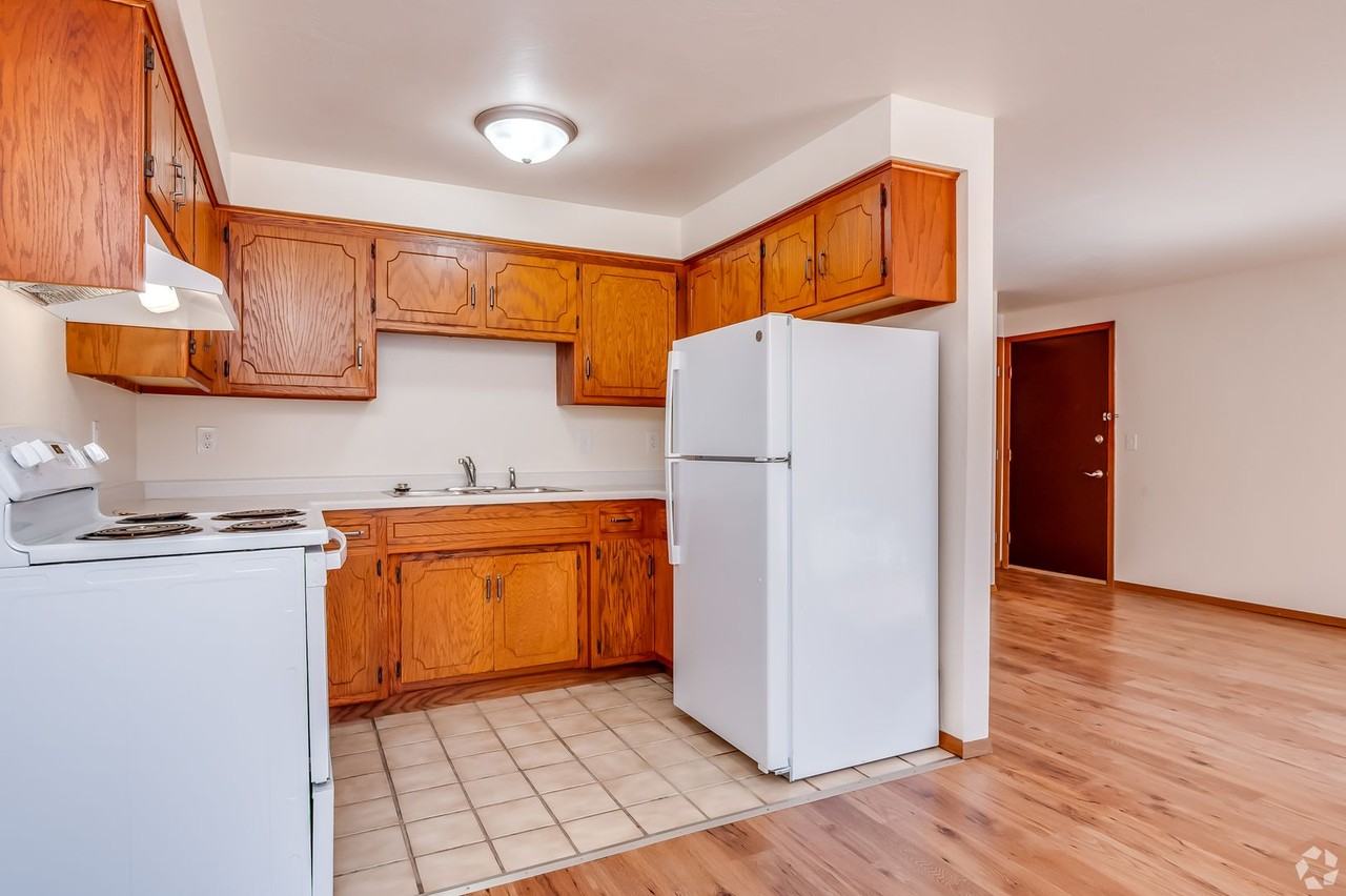 Mesa Adobe - Photo 7 of 26