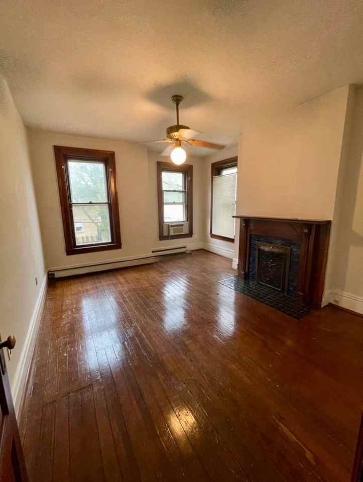 312 S Upper St - Photo 5 of 39
