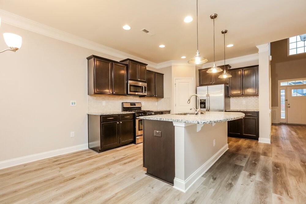7435 Birchshire Dr - Photo 7 of 18