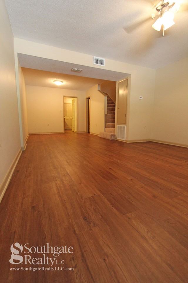 Concord Townhomes - Photo 4 of 26