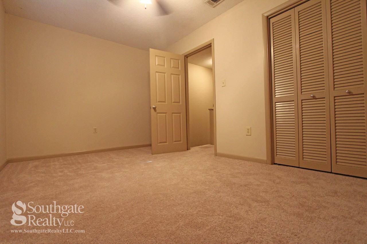 Concord Townhomes - Photo 5 of 26