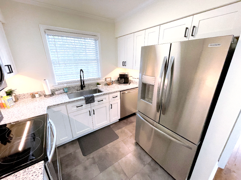 6 West 51st Street #03 - Photo 4 of 14