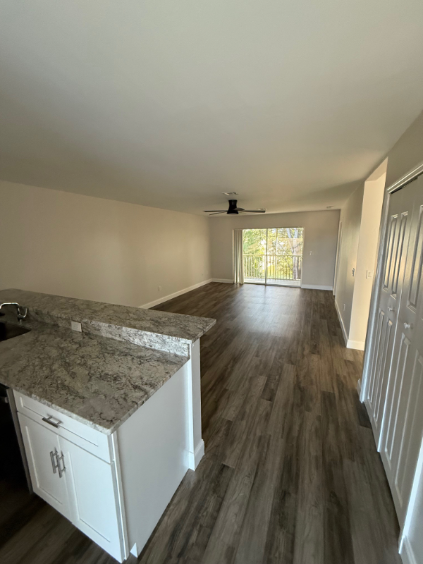 1025 Sest #203 - Photo 2 of 9