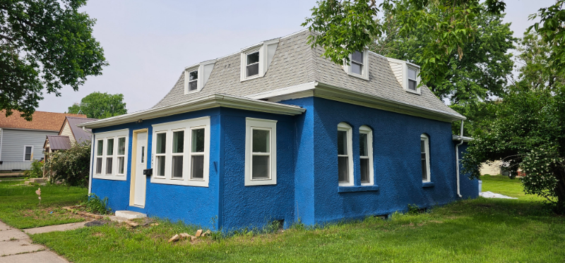 245 Monroe St Se - Photo 2 of 20