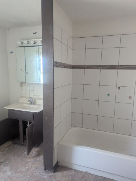 2909 W Wyoming St - Photo 6 of 8