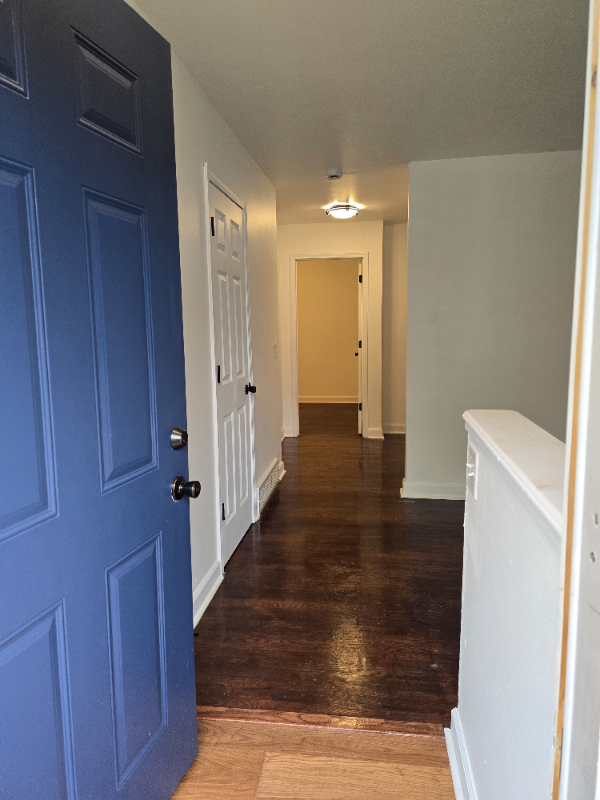 4711 Crescent Rd - Photo 3 of 20