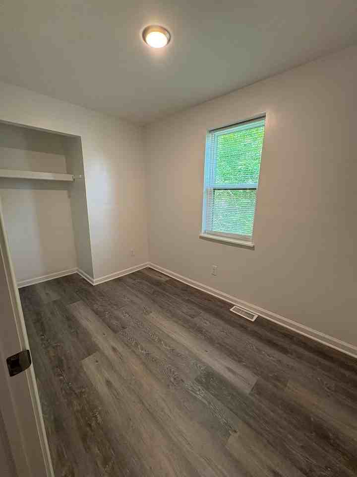 314 Pearl (Sandy McFiddish LLC) - Photo 4 of 10