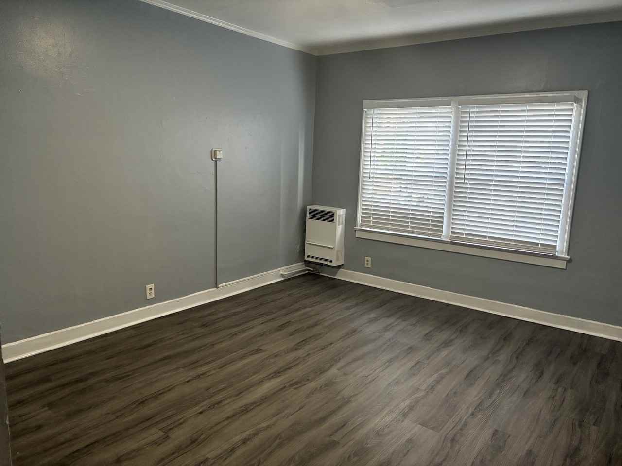 800 South Burlington Avenue #205 - Photo 2 of 11