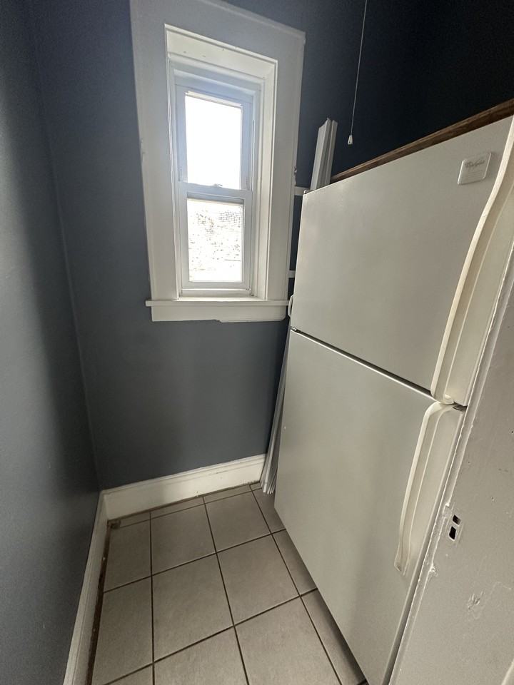 1101 Rahway Ave #3 - Photo 3 of 10