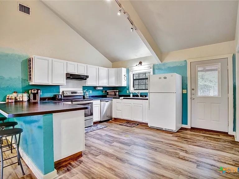 818 Fawn River Dr #NA - Photo 4 of 21