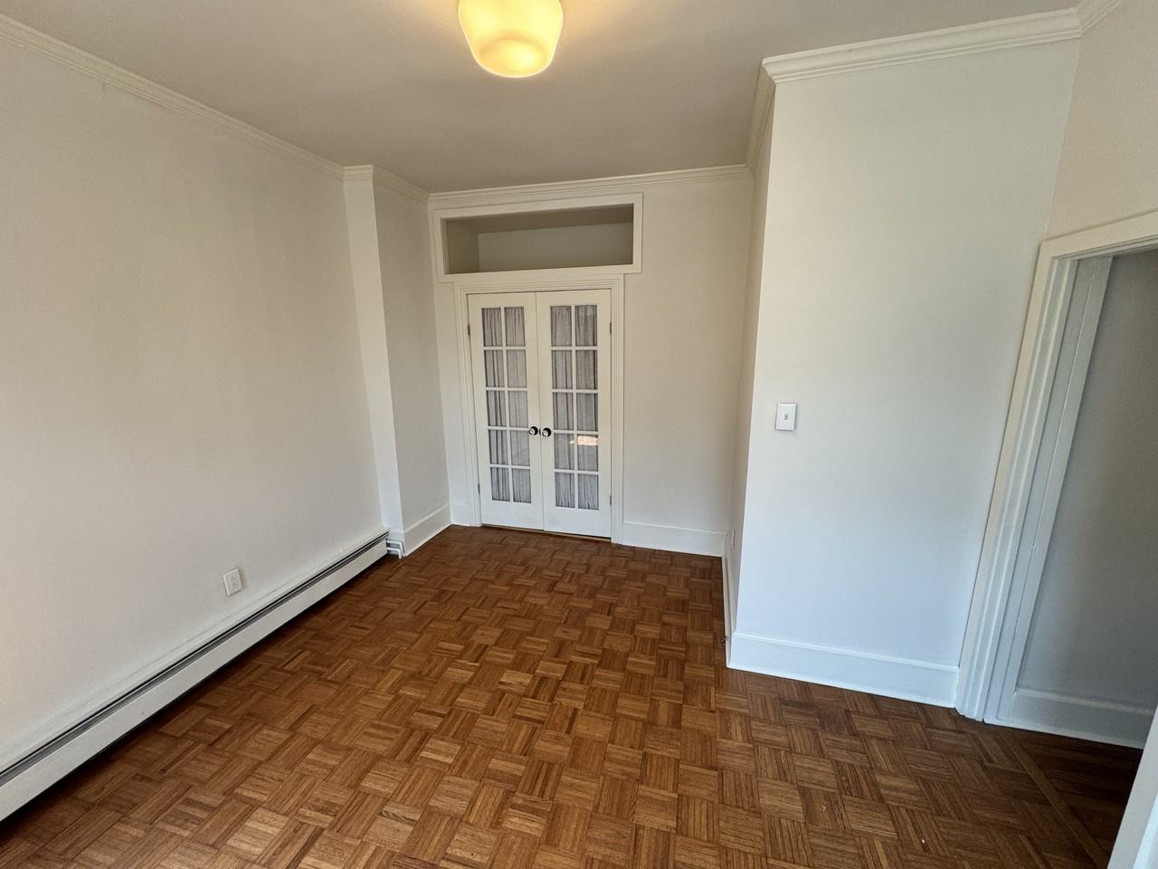 800 Corinthian Ave - Photo 2 of 11