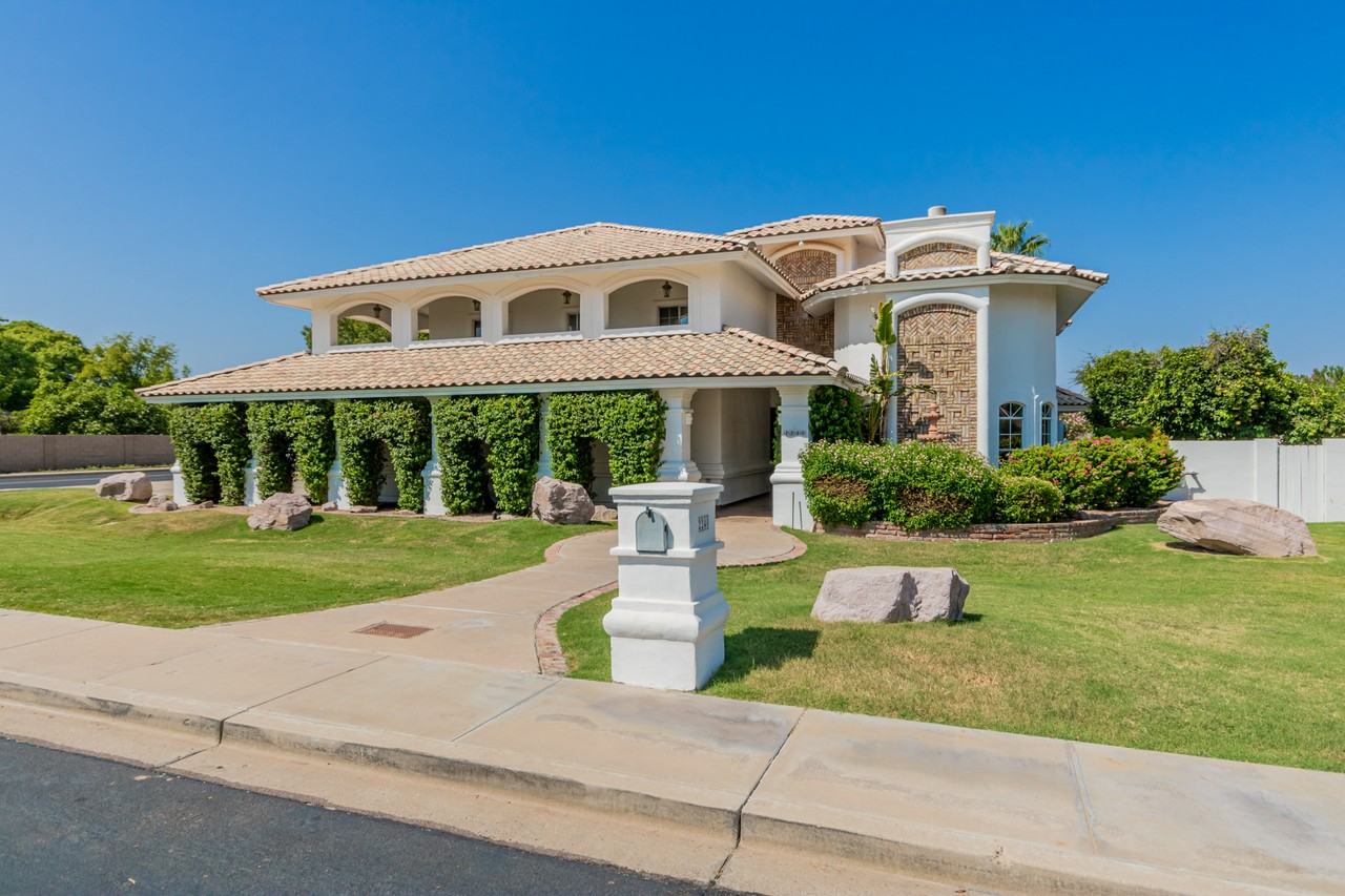 2240 E Minton St #NA - Photo 2 of 50