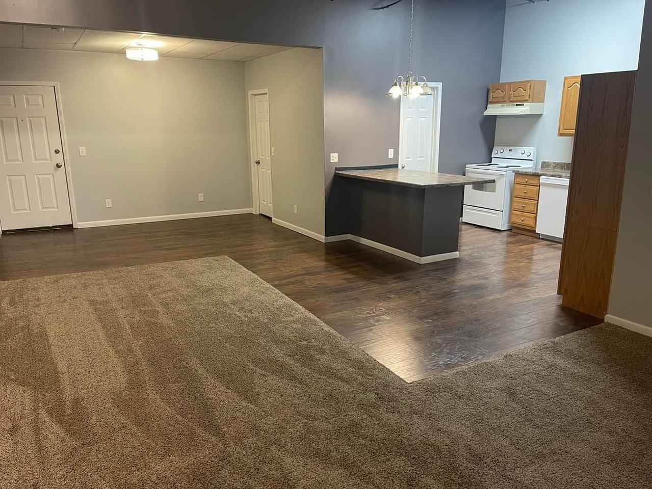 1609 Broadway Ave #2 - Photo 2 of 8