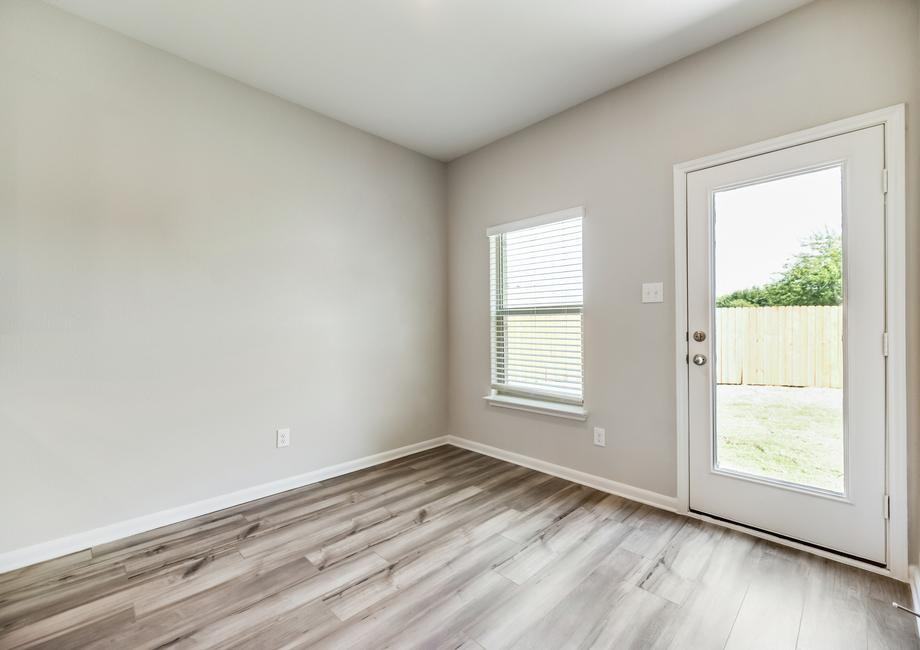 404 Harbor Oaks Dr #NA - Photo 6 of 10