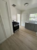 N1837 - Photo 1 of 1