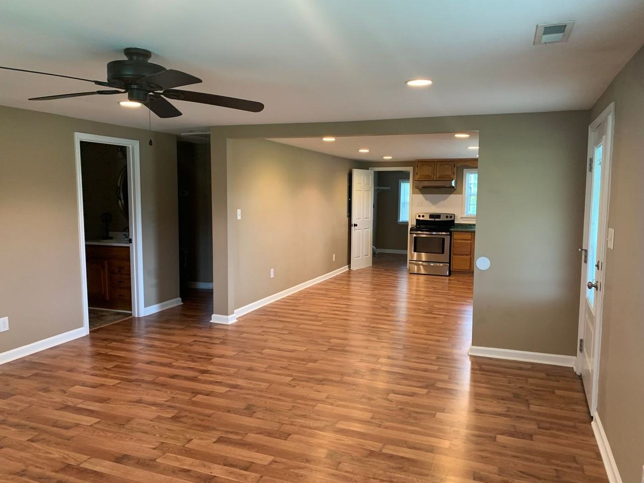 528 Haws Run Rd - Photo 4 of 17