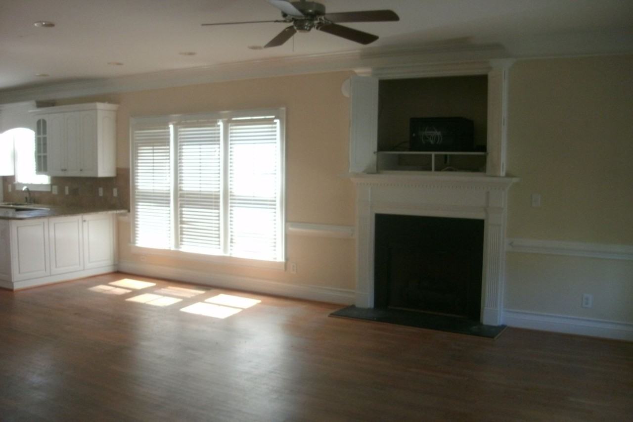 3745 Savannah Way - Photo 4 of 11