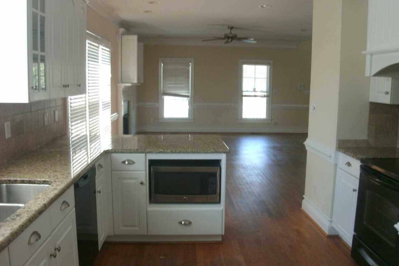 3745 Savannah Way - Photo 6 of 11