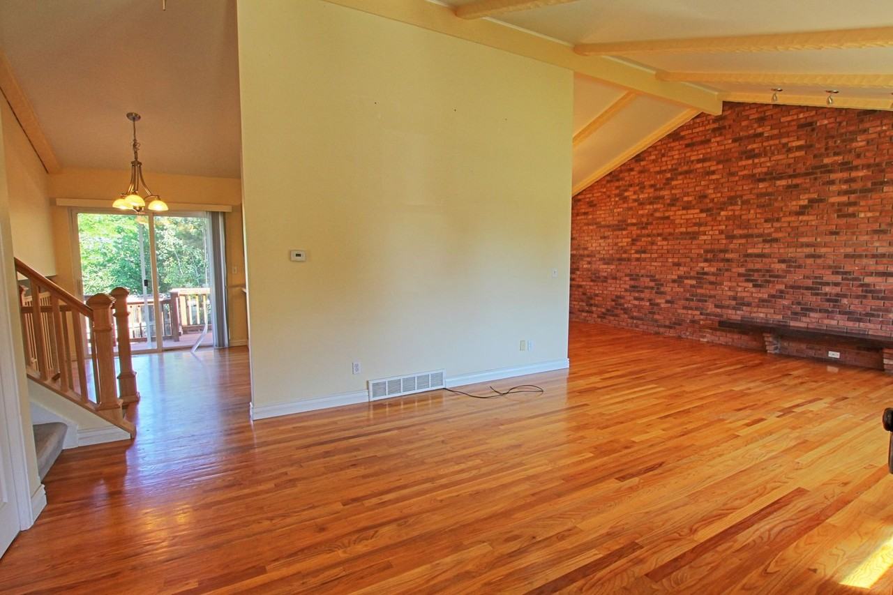 1201 Miramonte St - Photo 2 of 26