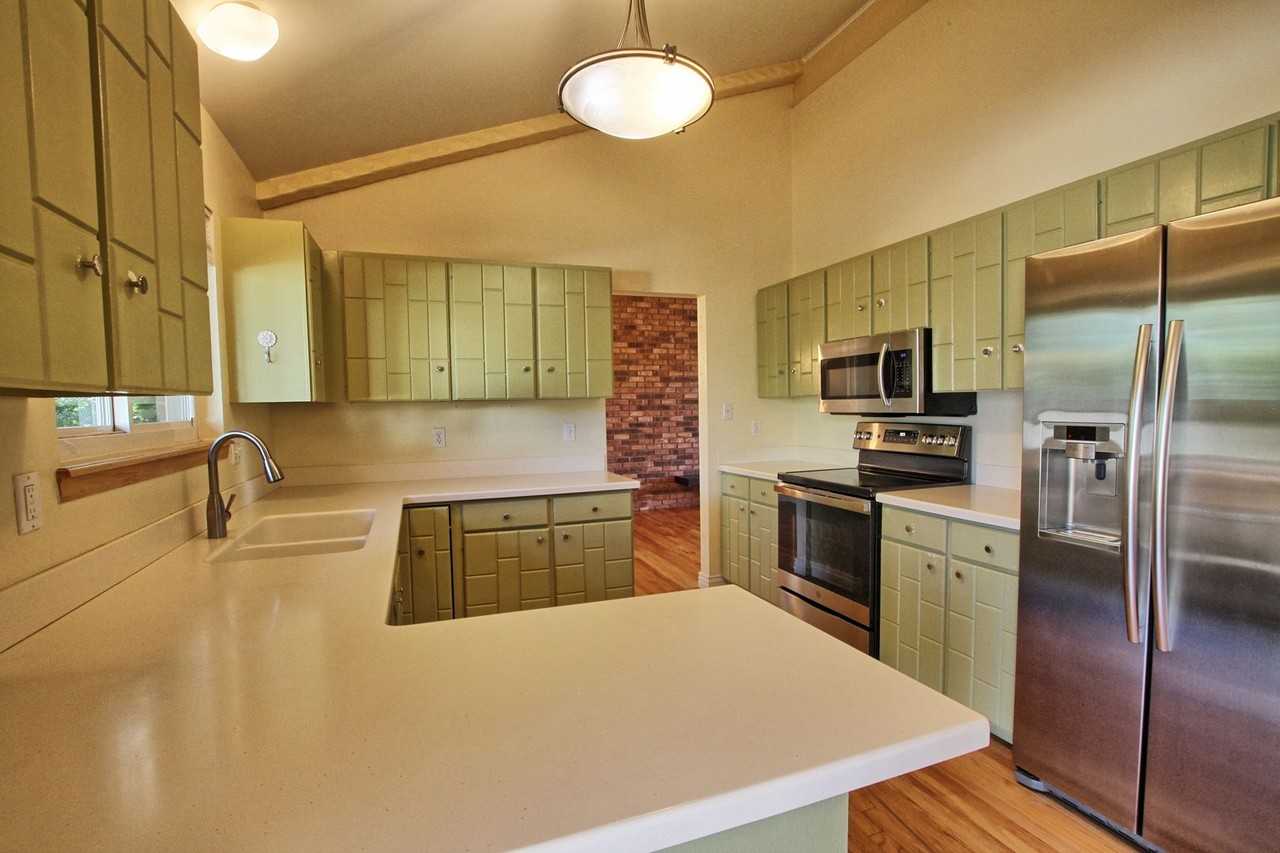 1201 Miramonte St - Photo 6 of 26
