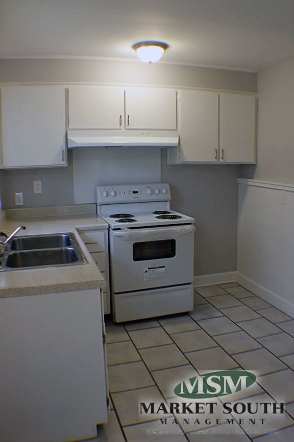 2361 Ranchland Dr - Photo 3 of 28