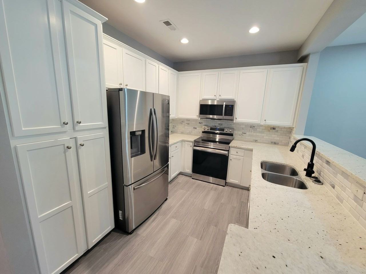 14910 Scothurst Ln - Photo 6 of 19