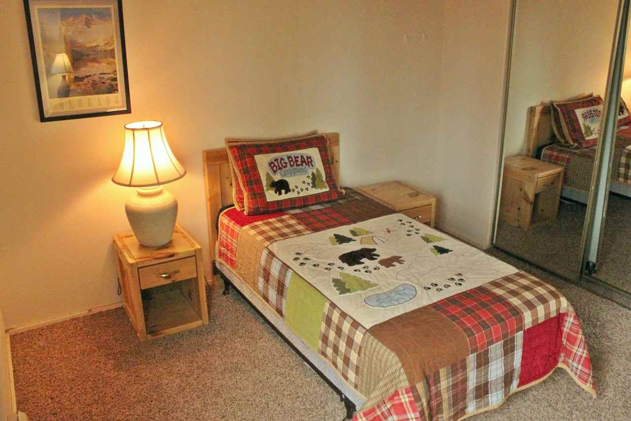 4400 Lodge Pole Cir - Photo 6 of 12