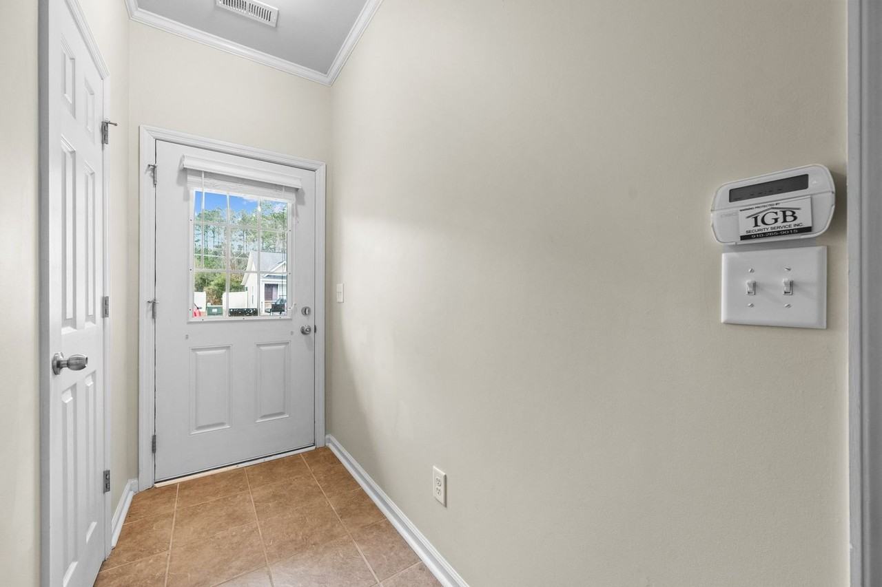 223 Caldwell Loop - Photo 2 of 27