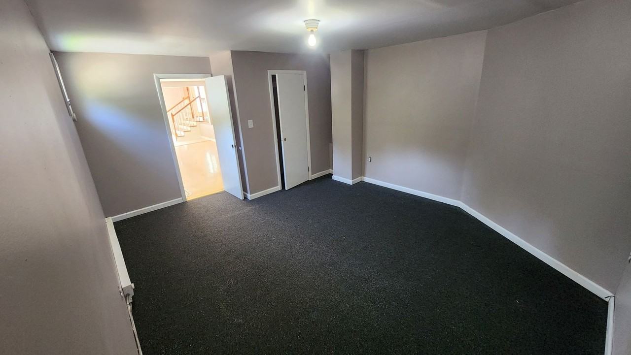 39 Hidden Spur Rd - Photo 2 of 12