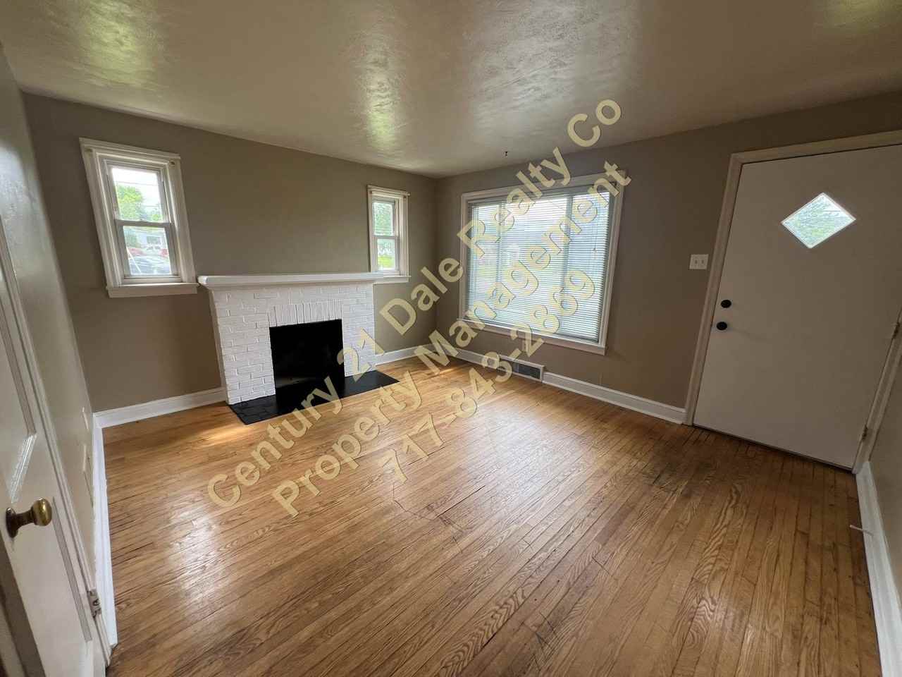 495 Locust Grove Rd - Photo 3 of 21