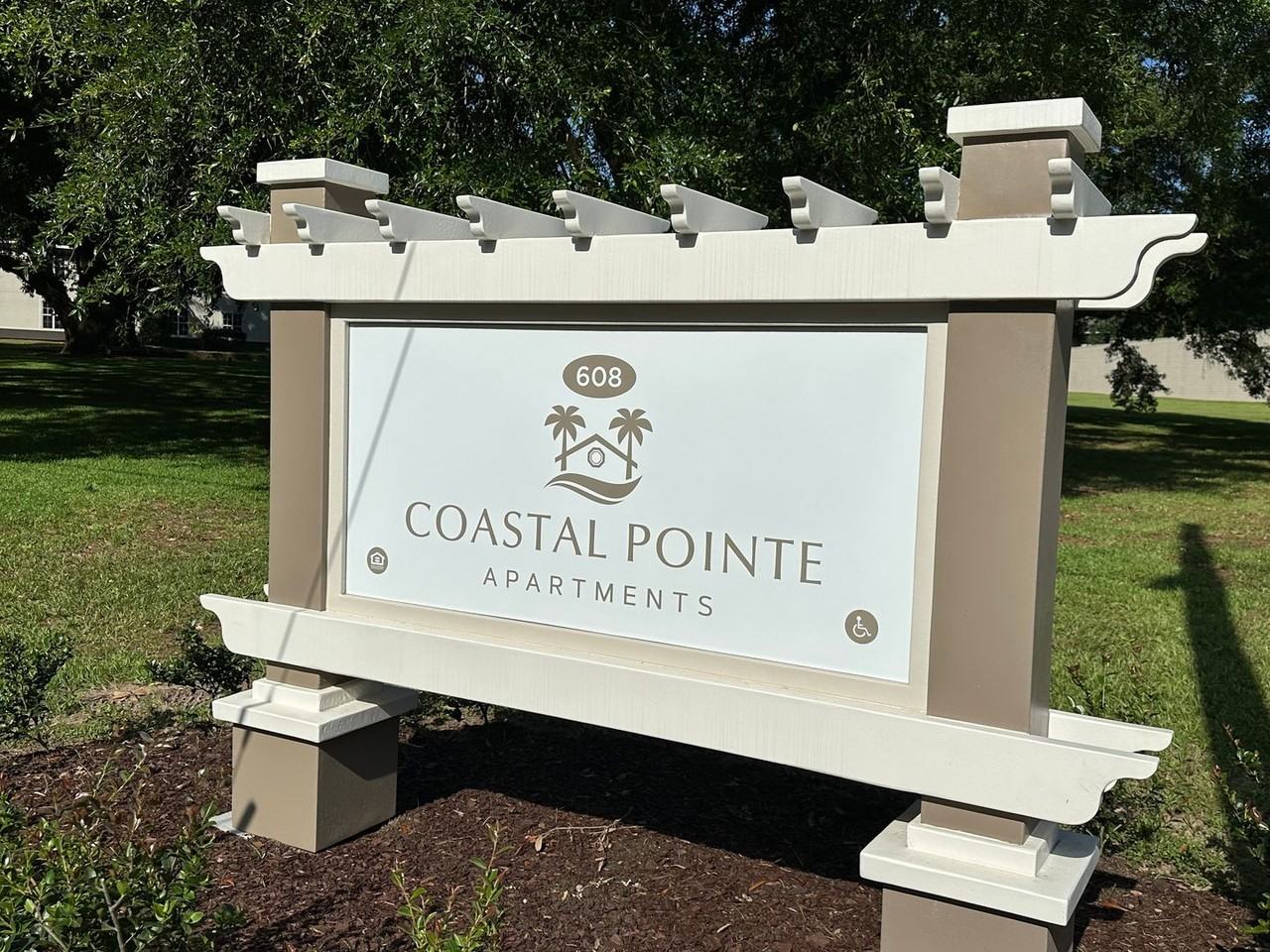 Comfort, Convenience, and Coastal Charm in the Heart of Mobile! - Photo 7 of 18