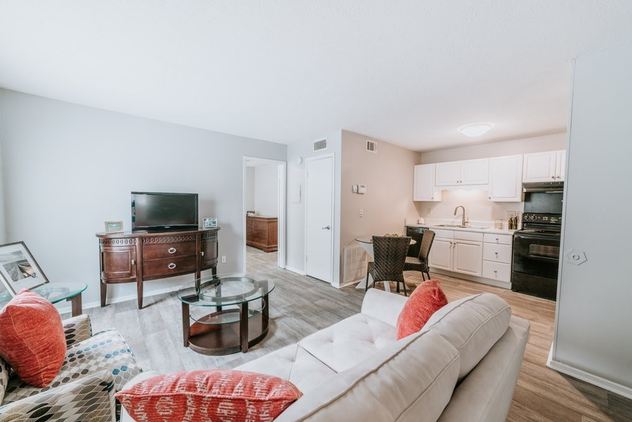 Comfort, Convenience, and Coastal Charm in the Heart of Mobile! - Photo 5 of 12