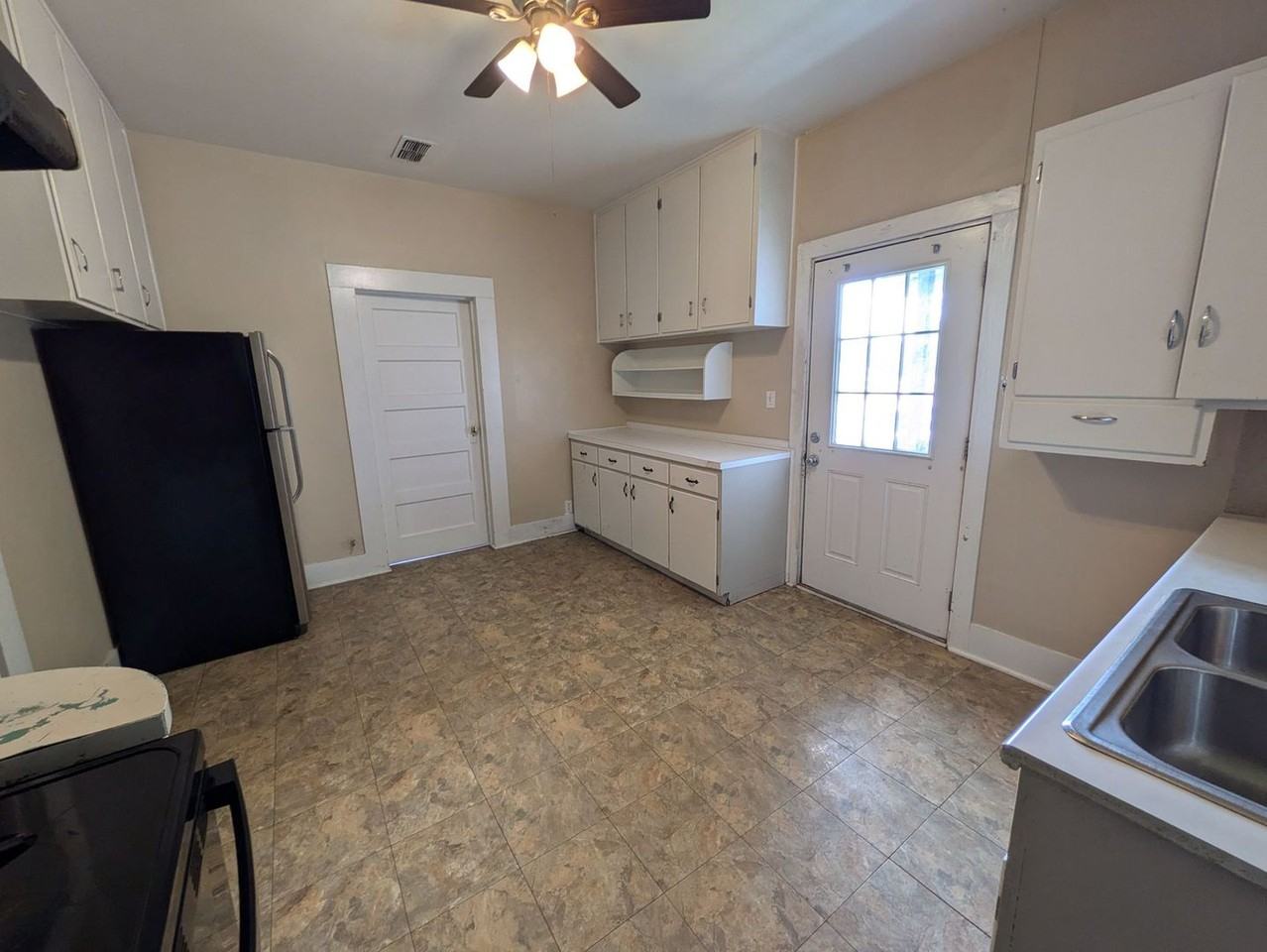 24708 Highway 124 - Photo 5 of 14