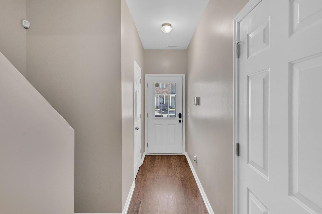 126 Waterstone Ln - Photo 5 of 24