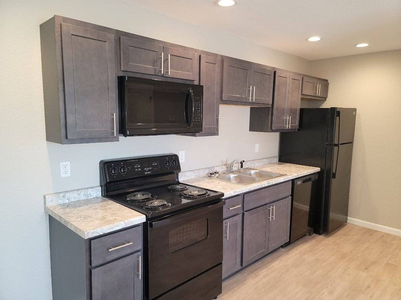 Shelbyville Apartments - Photo 2 of 14