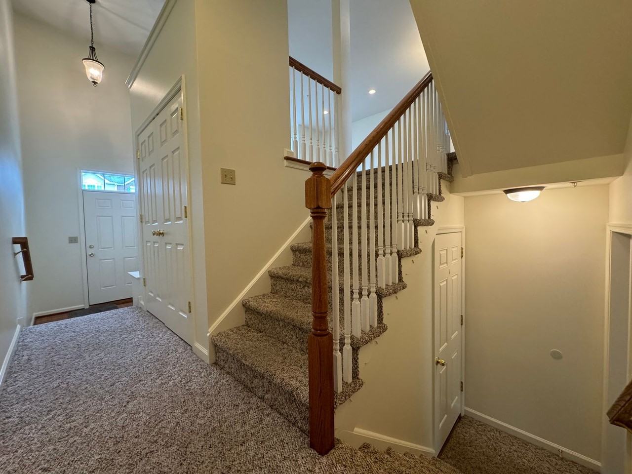 5299 Spring Ridge Dr E - Photo 3 of 50