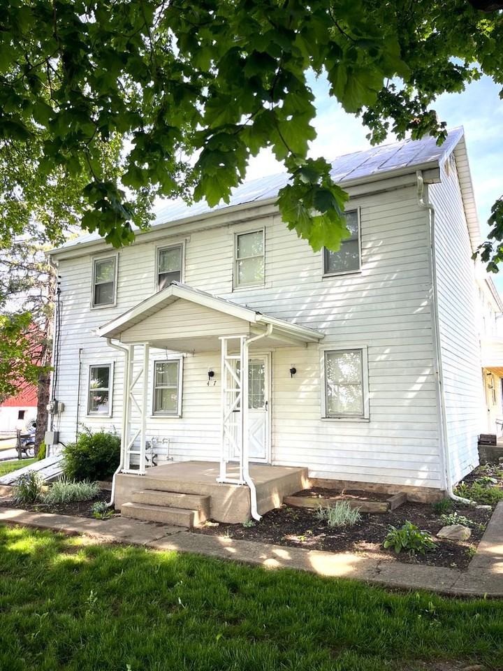 437 Walnut Bottom Rd - Photo 2 of 35