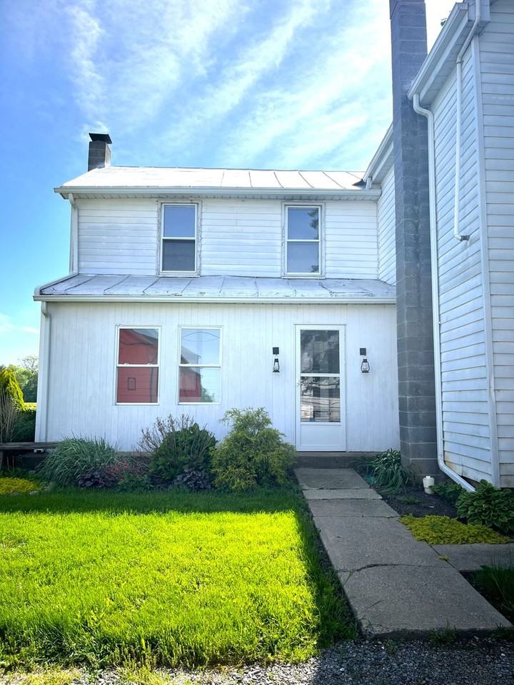 437 Walnut Bottom Rd - Photo 3 of 35