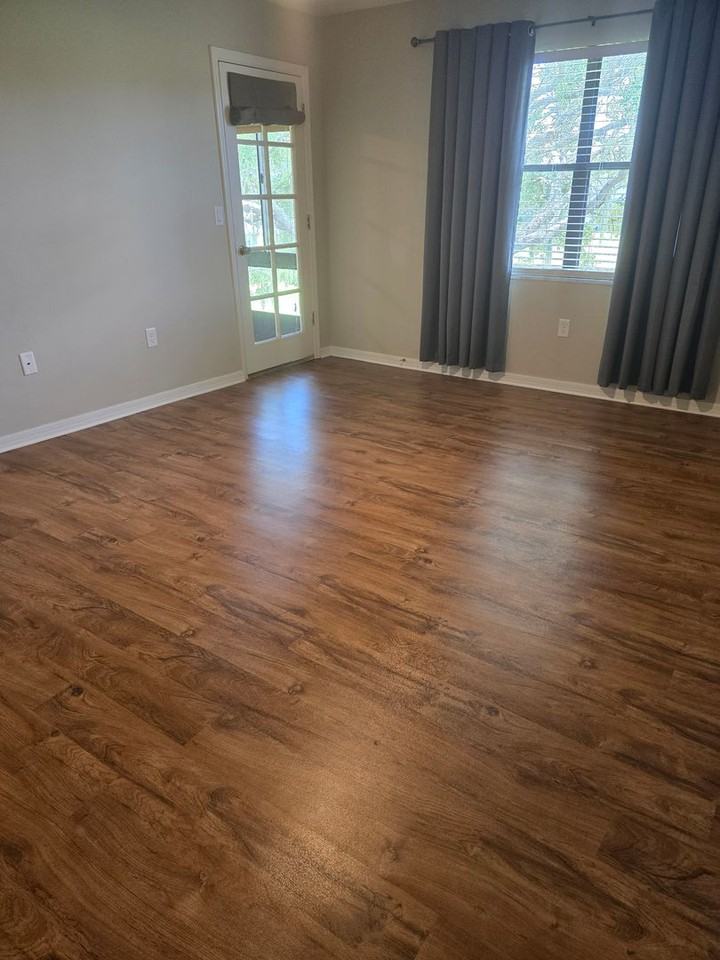 636 E Gilchrist Ct - Photo 6 of 12