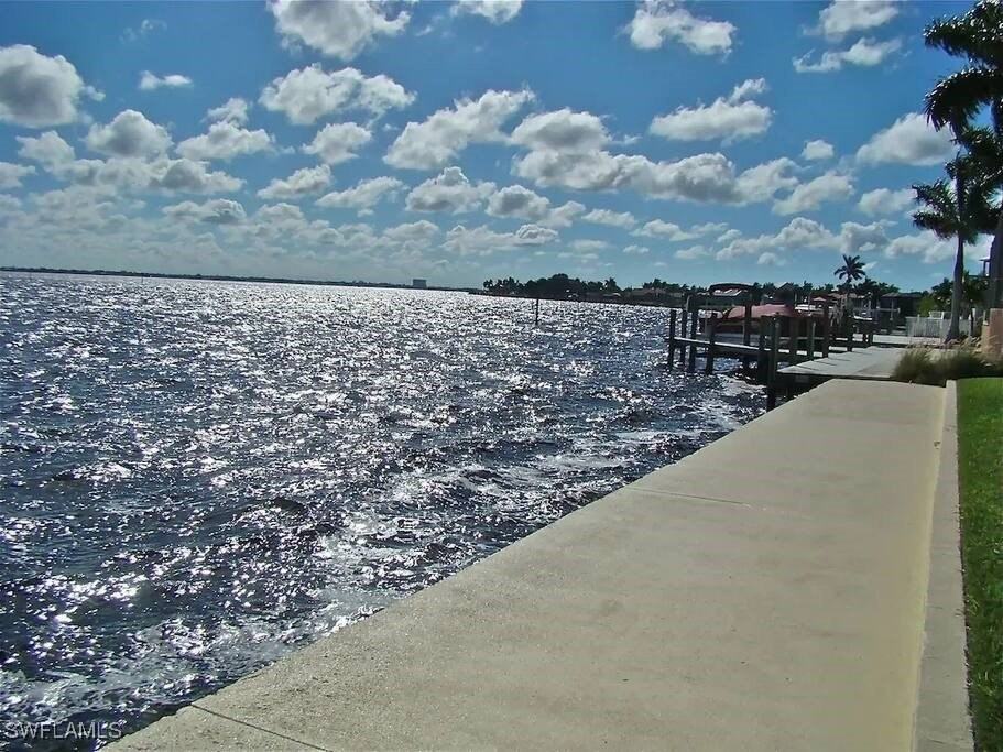 3111 Se 22nd Pl - Photo 4 of 26