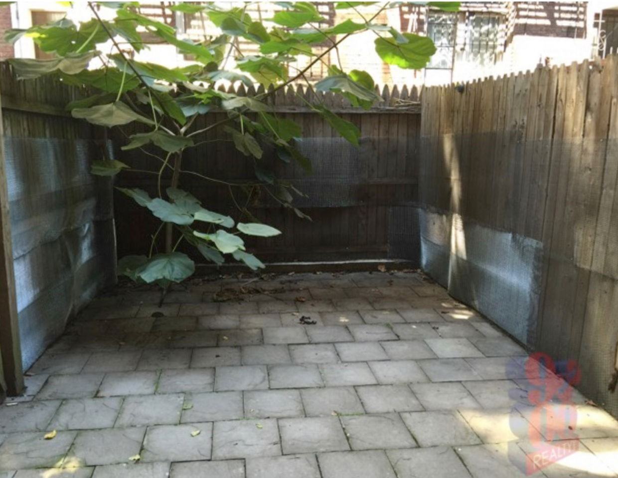 Leroy St - Photo 2 of 4