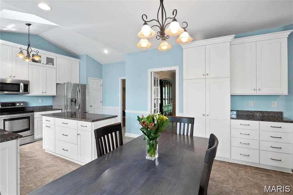 12816 Pelham Estates Dr - Photo 6 of 10