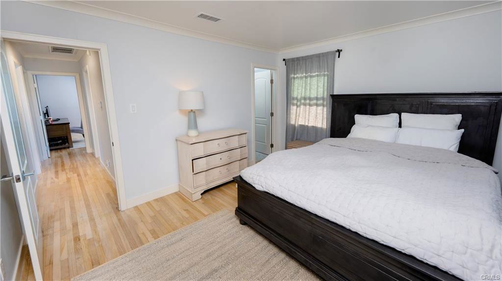 19328 Entradero Ave - Photo 2 of 8