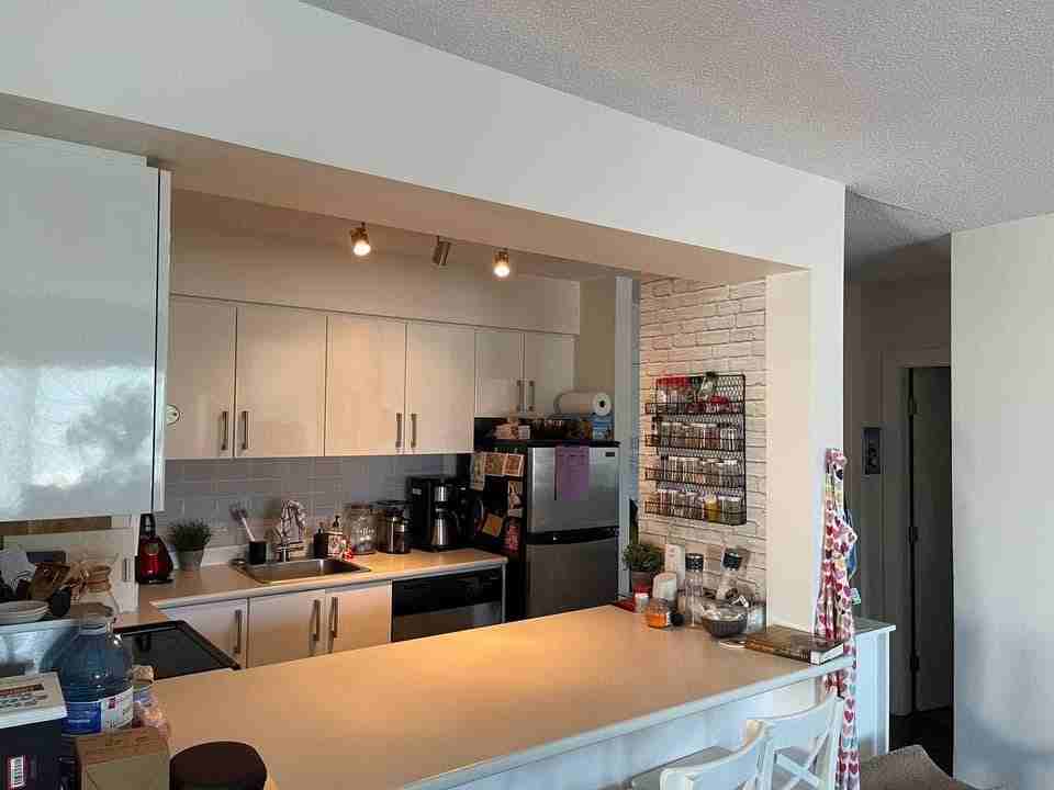 339 East 7th Avenue #303 - Photo 3 of 10